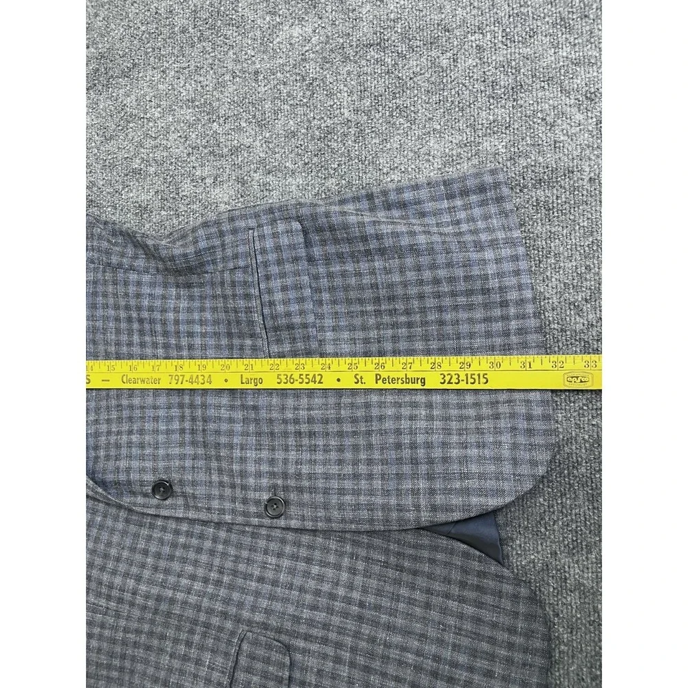 JO S A Bank Mens Wool Silk Linen Plaid Sport Blazer Gray Tailored Fit Size 44R